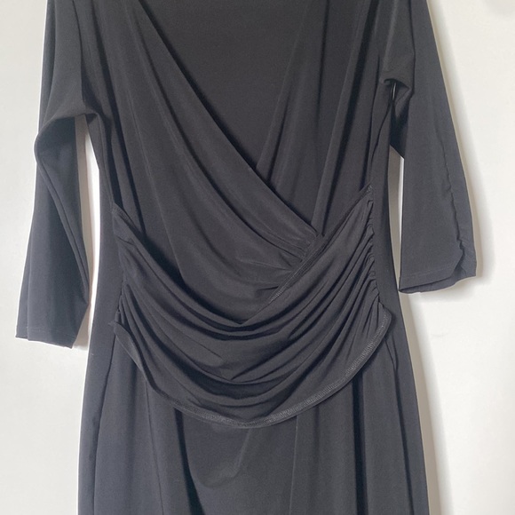 Brenda Beddome faux wrap v neck - Picture 2 of 3